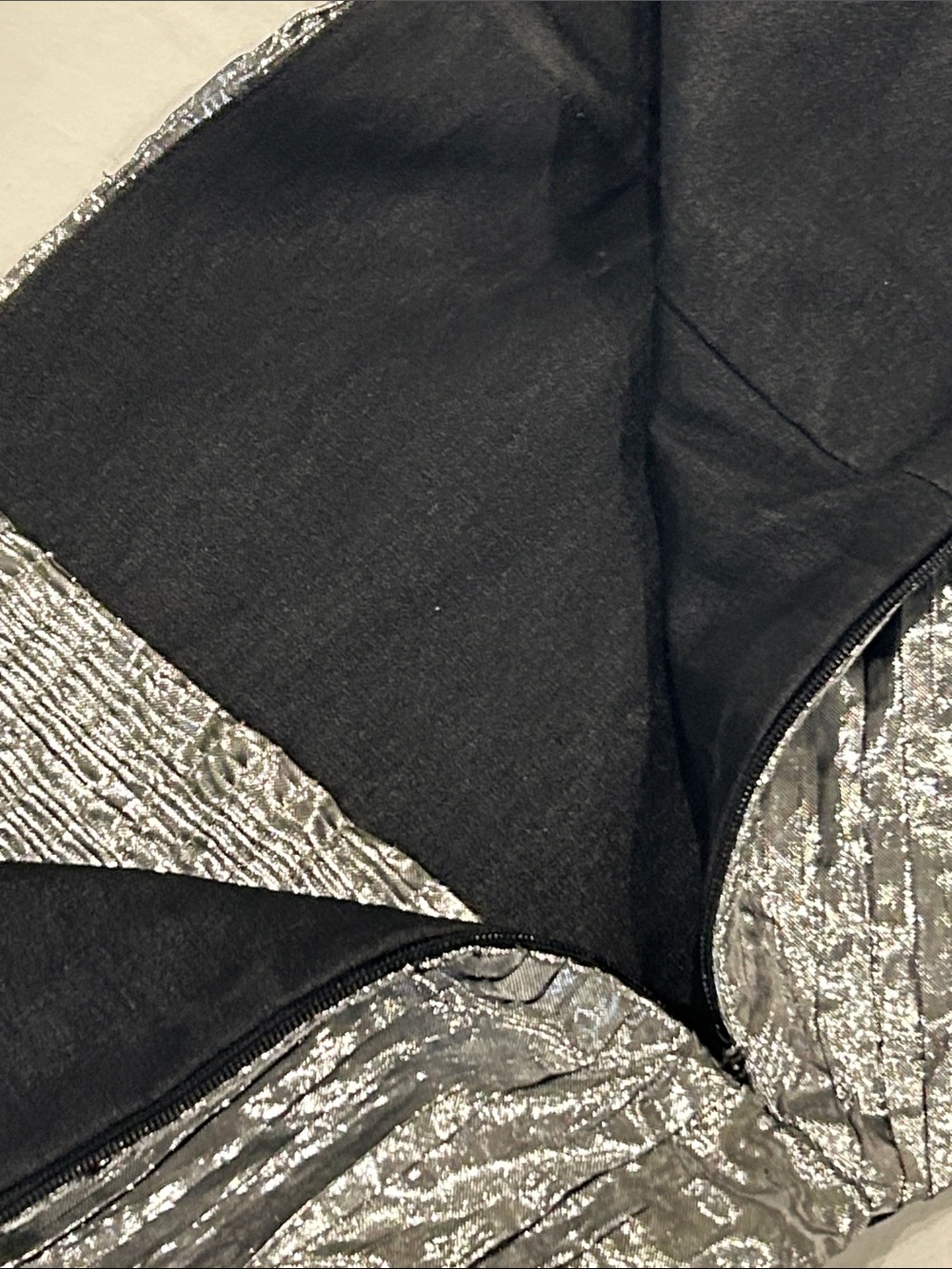 Zara Silver Metallic Strapless Pleated crop top - Picture 4 of 4